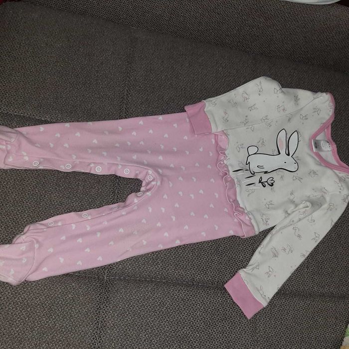 Продам детские вещи