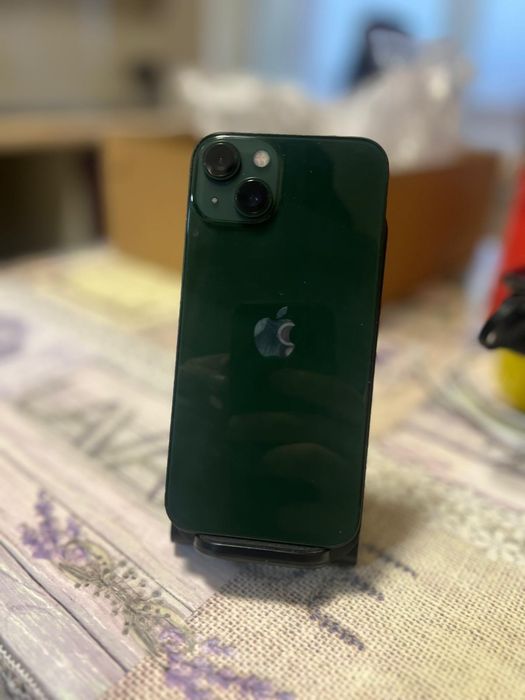 iPhone 13 Verde Ideal pentru  Piese Recarosare