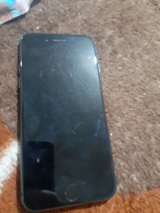 Iphone 8,fără garanție