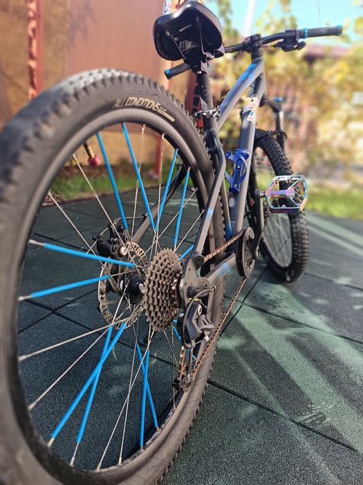 Vând Rockrider ST120