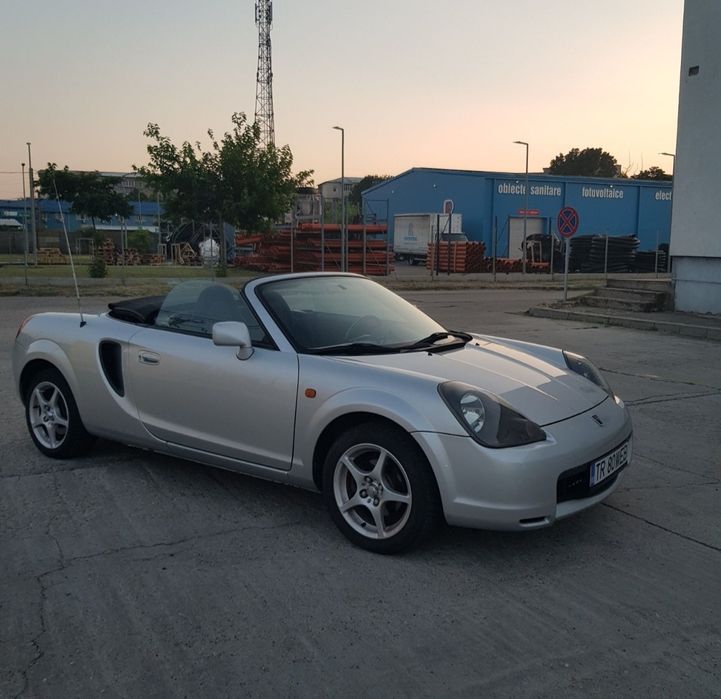 TOYOTA MR2 2001 — imagine 3