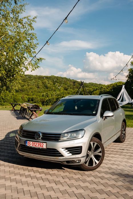 Volkswagen Touareg R-Line Facelift
3.0 V6 TDI • 262 CP • 2016
3.0 V6 TDI • 262 CP • 2016