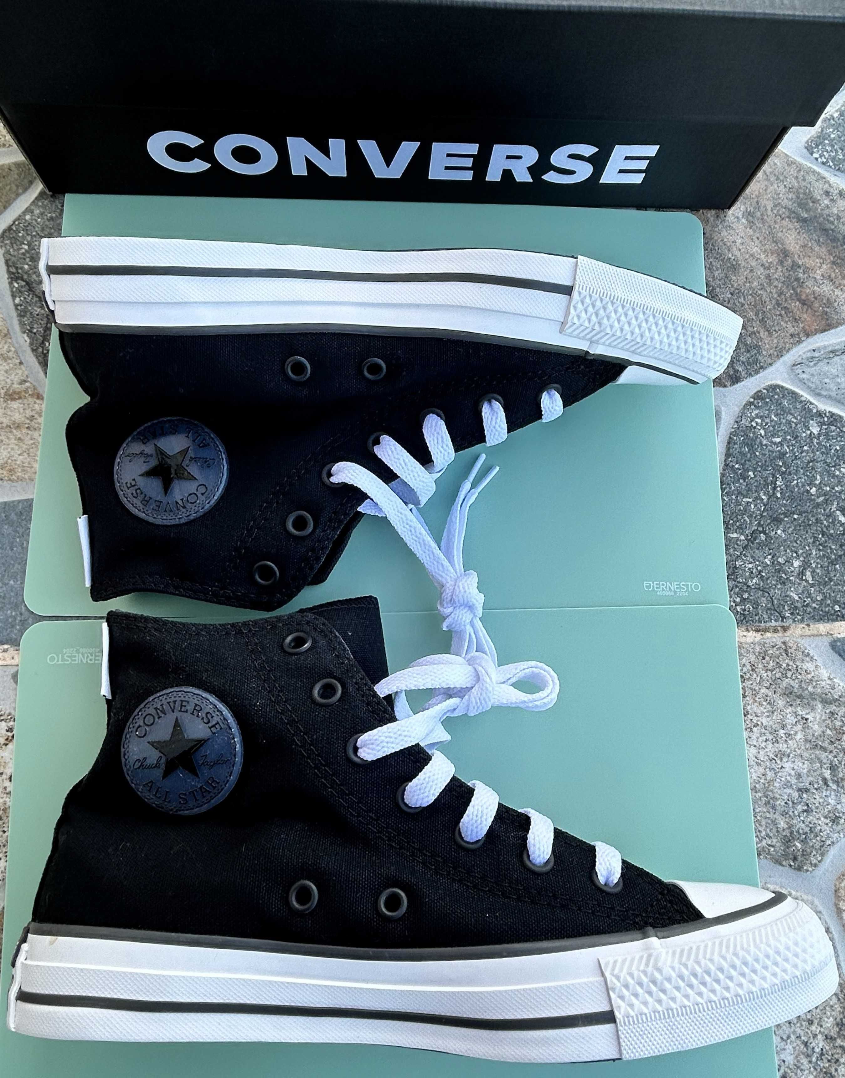 Bascheti converse marimea 37 de culoare negru Oradea OLX.ro