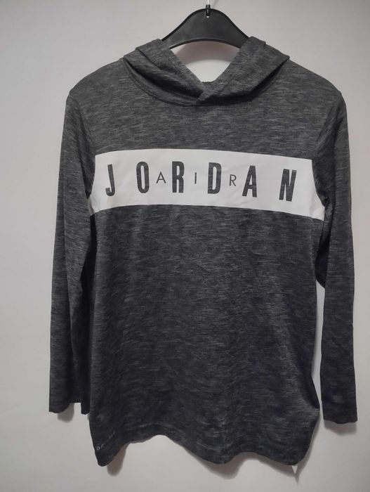 Nike Jordan hoodie детски размер за ръст 152.