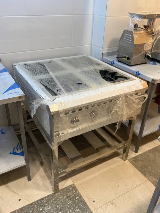 Газовая плита промышленная