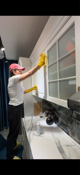 Клининг уборка квартир домов коттелжей