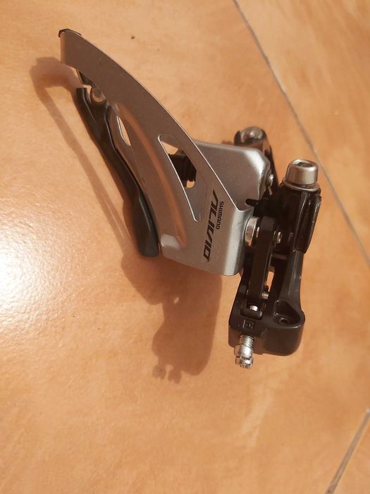 Schimbator foi Shimano Alivio Model FD-M3120 (tehnologie Side Swing)