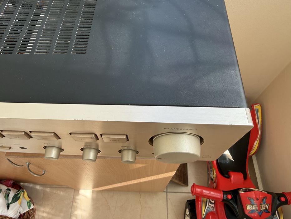 Luxman A-357 Качеатвен стерео усилвател