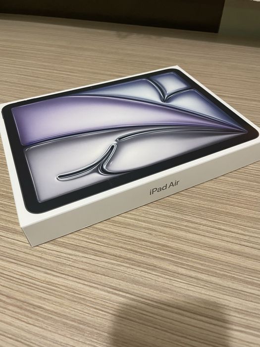 Tableta iPad Air 11-inch (M4) Wi-fi + celular SIGILAT!