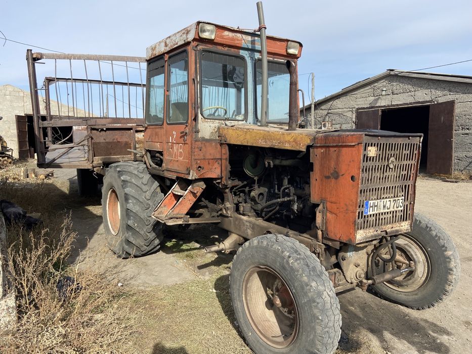 Продам трактор. Тягачь