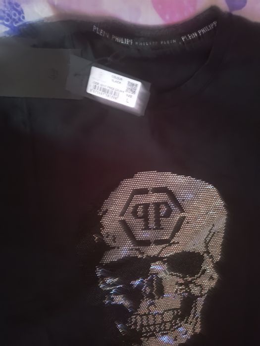 Vand tricou Philipp  Plein, nou, cu eticheta.
