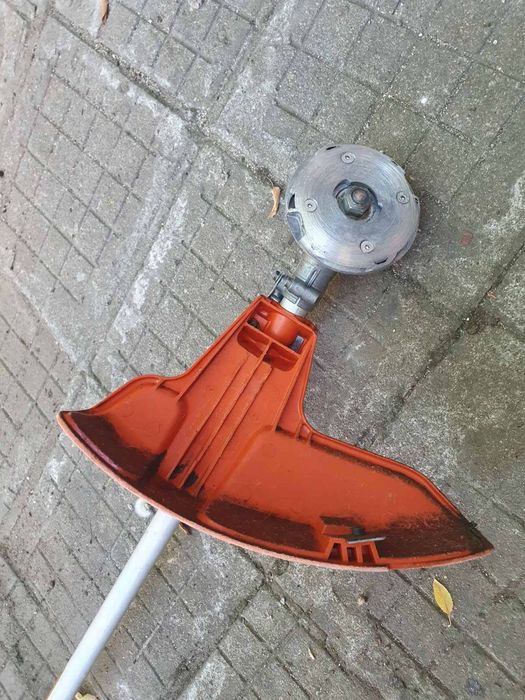 Тример Husqwarna LK525