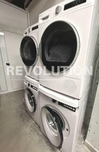 Дава се под наем  в Варна, Център - 10 кв.м за 149.43 € - Снимка #3