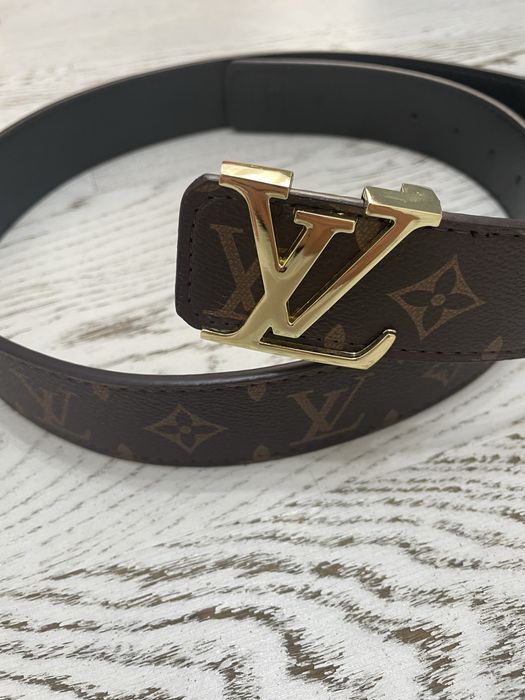 Curea louise vuitton