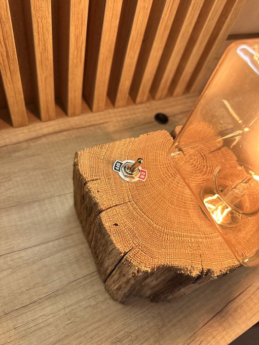 Piesa unicat - Lampa artizanala lemn masiv + bec filamen warm light