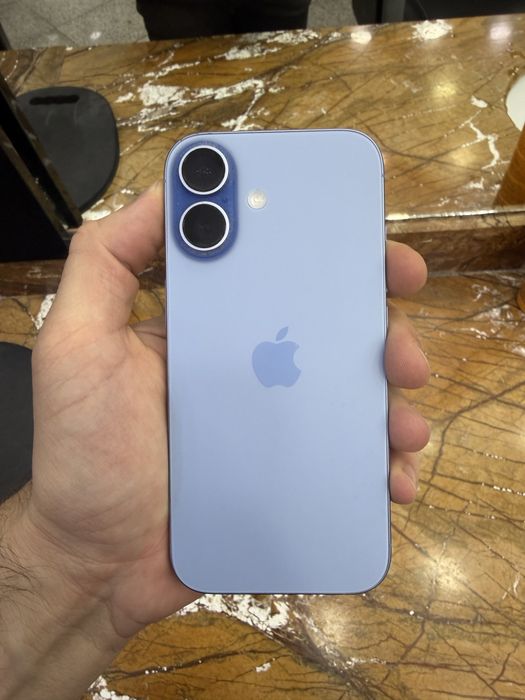 Продам iphone 17