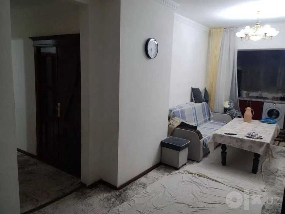 Белтепа банковский 4 хона сотилади гиштли дом яхши холатда