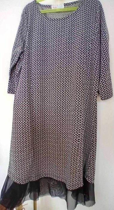 Ежедневни и офис рокли, размер М-L/38-40