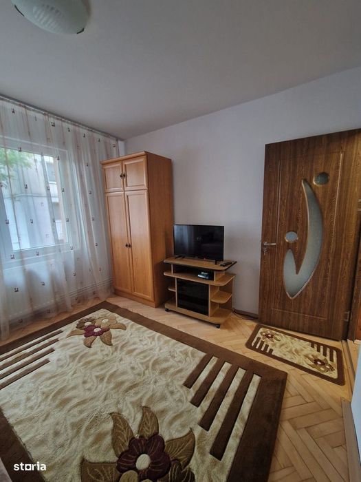 Chirie 3 camere etaj 1, lângă Kaufland Tudor