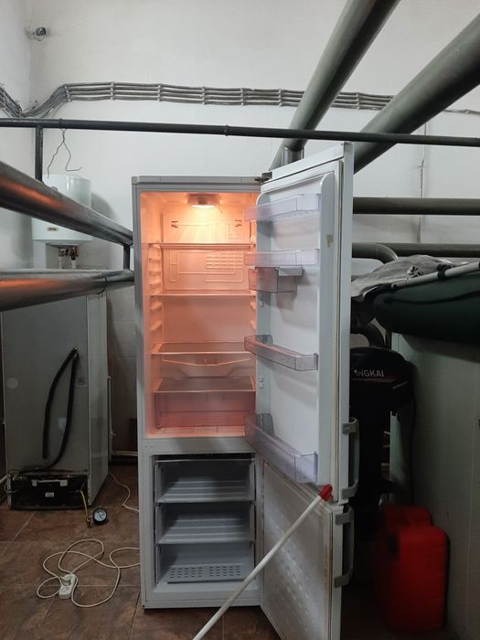 Холодильник  доставка