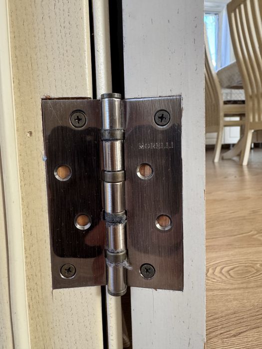 Продам двери межкомнатные !!!