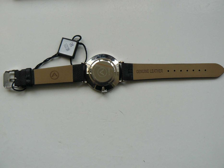 Ceas Barbati AKRIBOS XXIV AK 1033SS Nou USA Mecanism Quartz