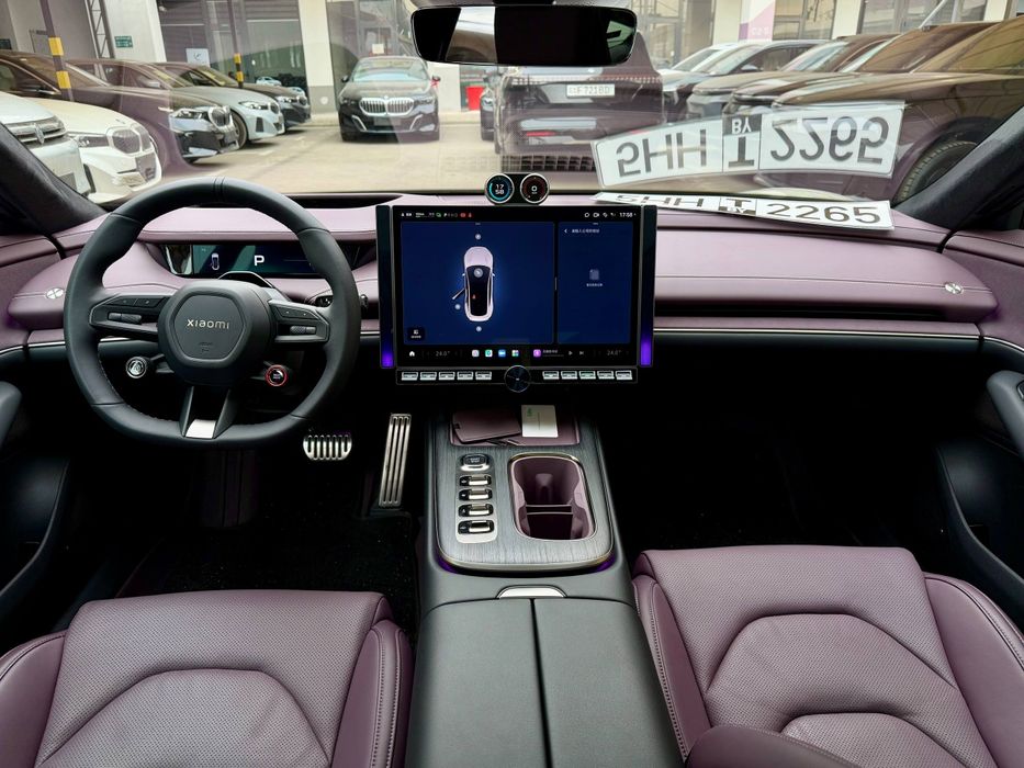 Xiaomi su7 max full pazitsiya