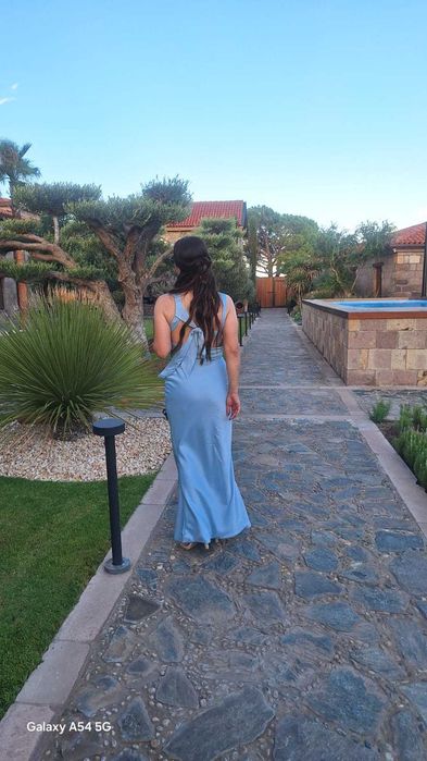 Рокля размер 38 М