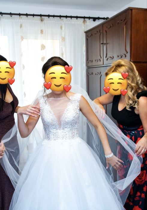 Rochie mireasa ivory