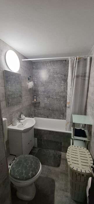Apartament de închiriat