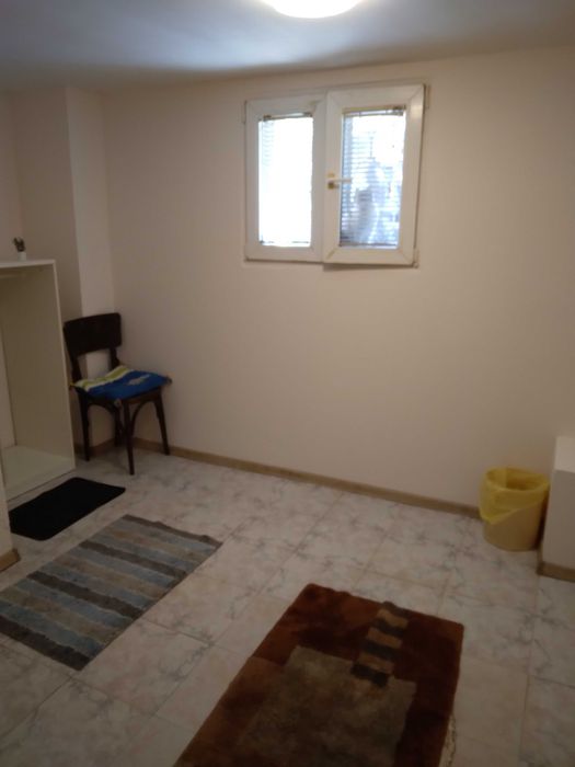 Дава се под наем Ателие в София, Център - 25 кв.м за 248.88 € - Снимка #1