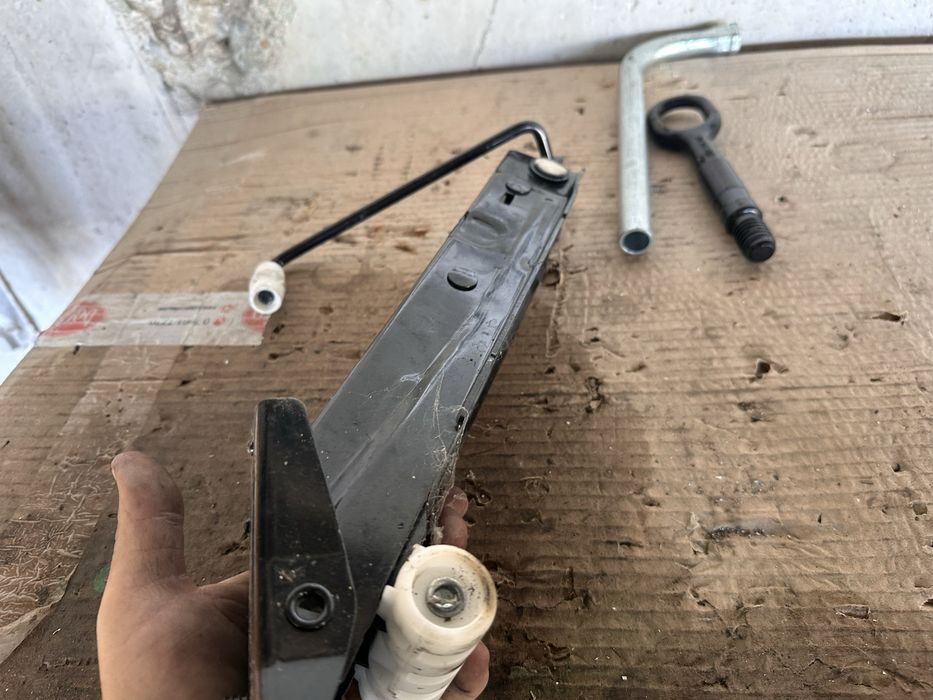 Крик ключ и кука ауди а6 а7 / audi a6 a7