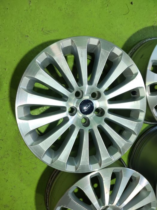 17 5x108 Ford лети джанти 5х108 Форд