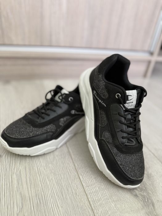 Дамски маратонки- Champion