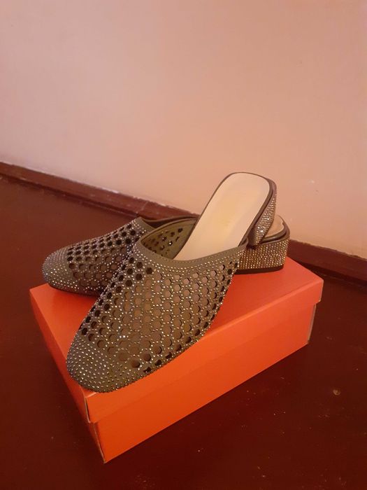 Yangi umuman kiyilmagan