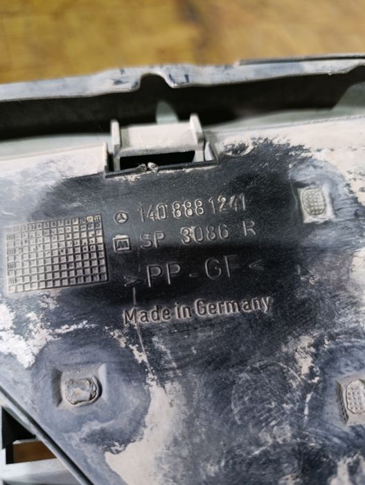 Решётка радиатора на Мерседес W140