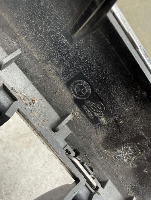 Grila originală BMW G30 G31 seria 5 LCI 2020-2022