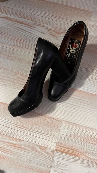 Туфли женские кожаные
