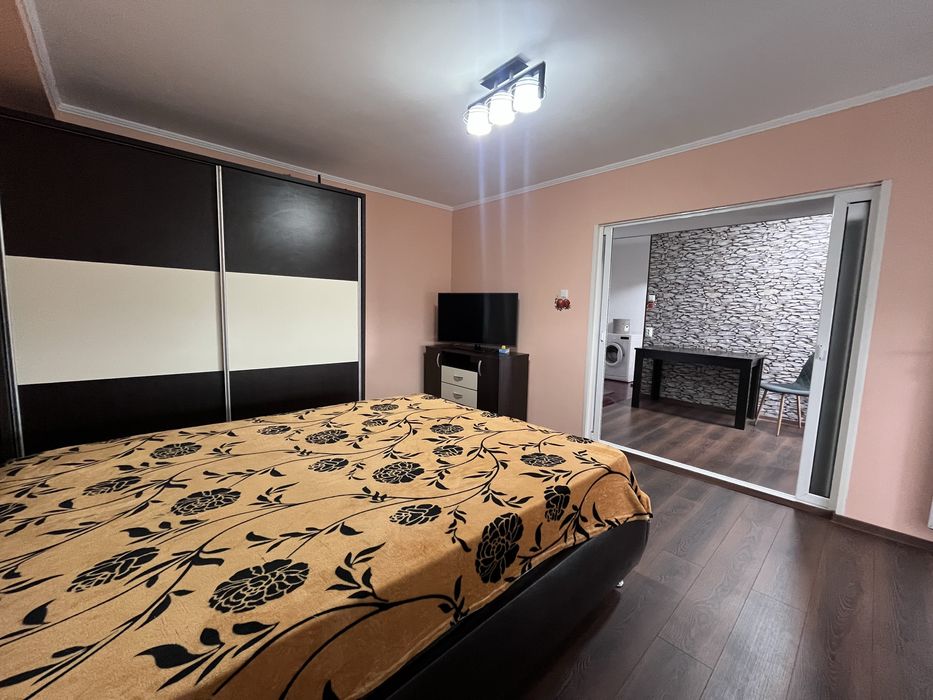 Inchiriez  apartament 1cam cf1d Buzaului(B-uri)