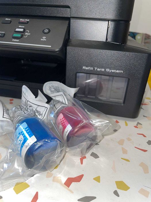 Принтер Brother DCP-T720DW в отлично състояние идеален за офиса