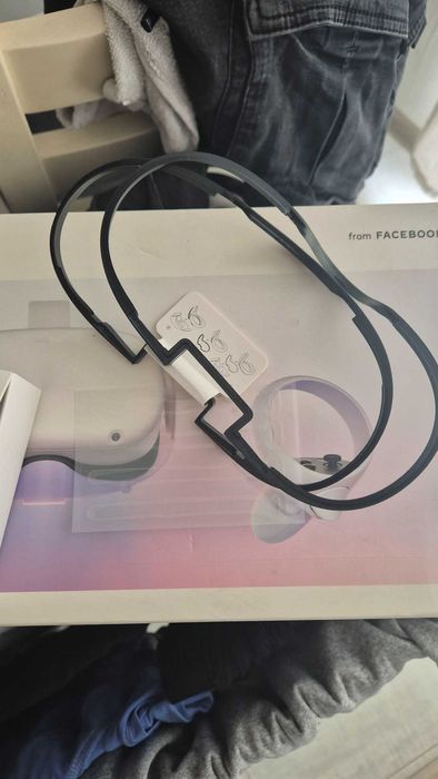 VR очила Meta Quest 2 - 256GB с аксесоари KIWI