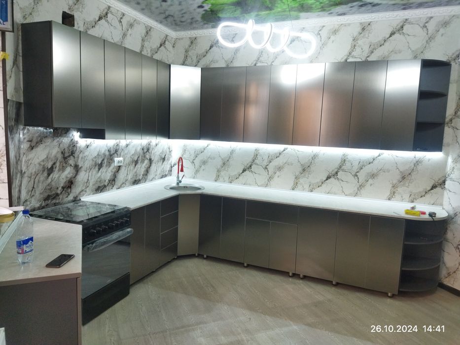 Мебель на заказ обращаться по телефону