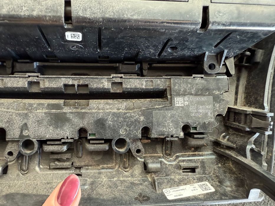 Централна конзола копчета управлние светлини Mercedes C Class W205