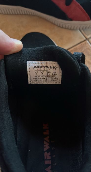 Продавам Airwalk Classics номер 40.5
