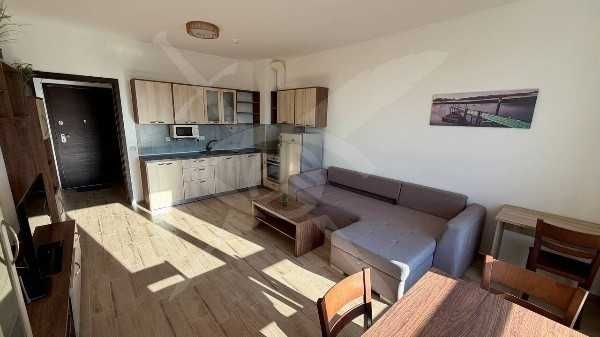 Двустаен - Лазур