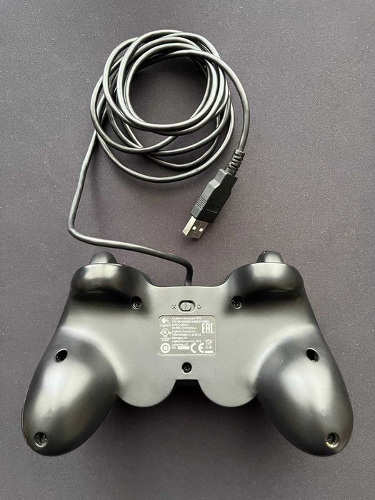 Logitech - Контролер, Като нов