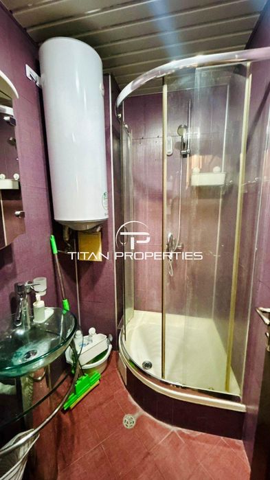 Дава се под наем Тристаен апартамент в Бургас, Център - 80 кв.м за 680 € - Снимка #10