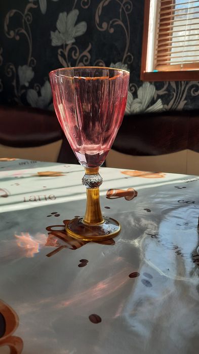 Бокалы от компании Domino.