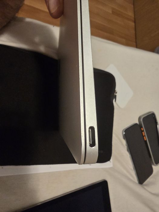 MacBook 12 (2017) Gold/Space Gray – Intel i7 / 16GB RAM / Impecabil