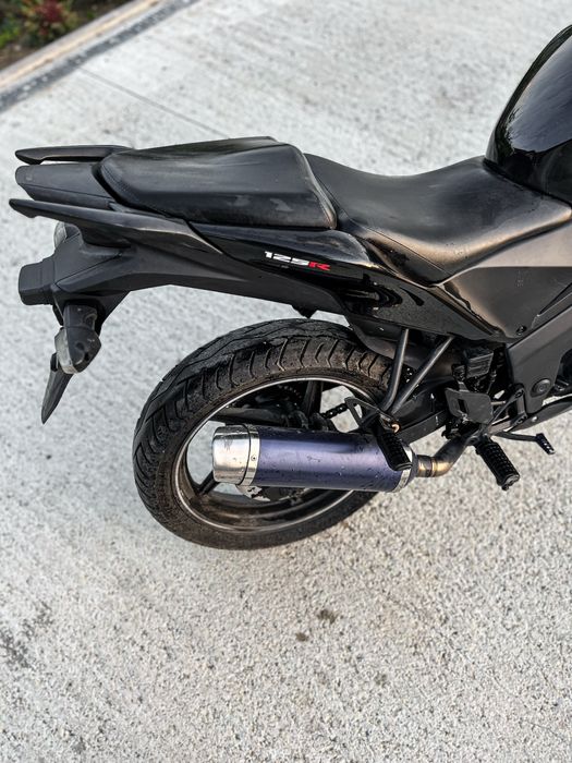 Honda cbr125 16 ani a1